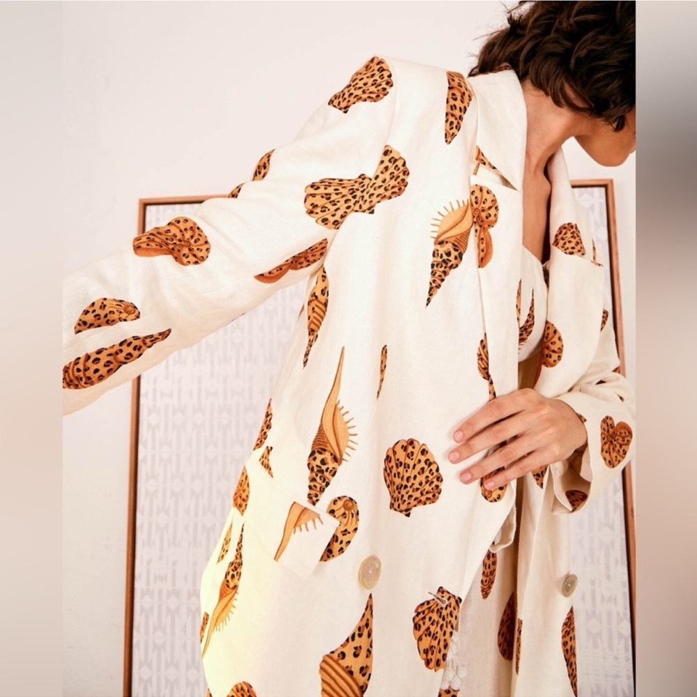 FARM Rio Cream Blazer with Tan Leopard Motif